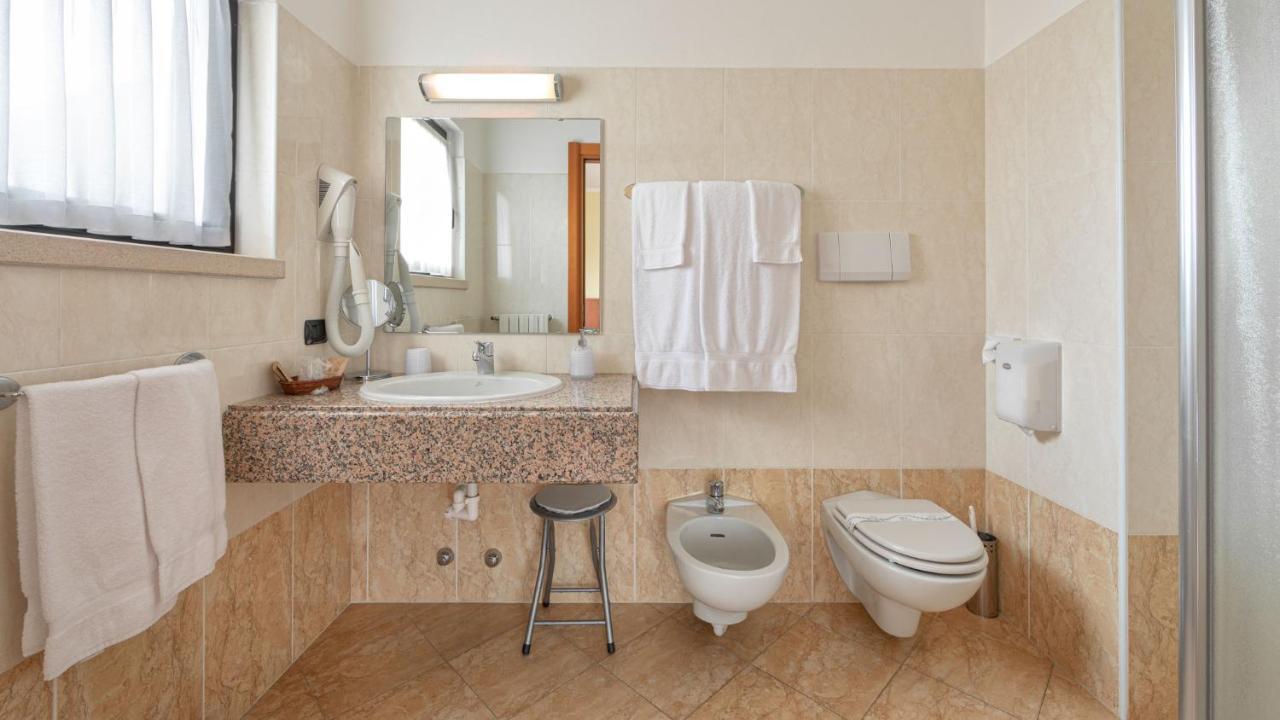 Hotel Postumia Dossobuono Εξωτερικό φωτογραφία