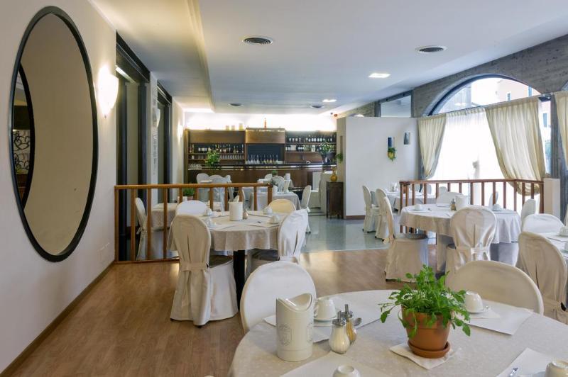 Hotel Postumia Dossobuono Εξωτερικό φωτογραφία