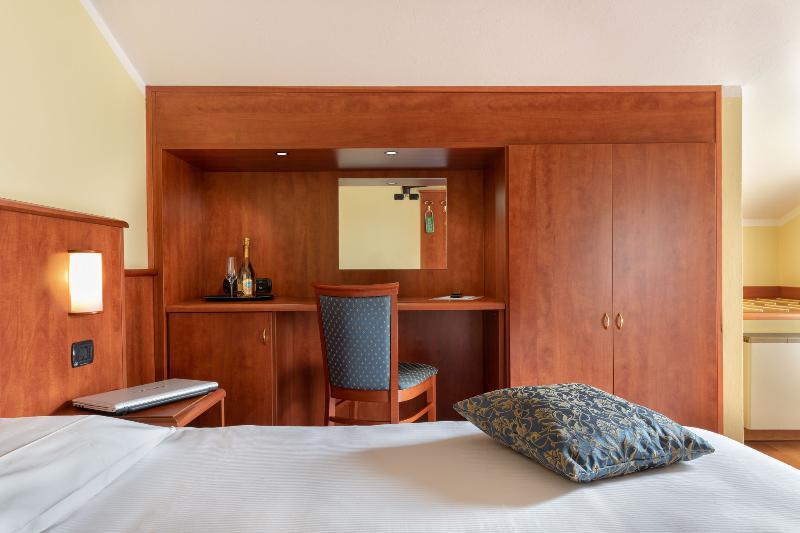 Hotel Postumia Dossobuono Εξωτερικό φωτογραφία